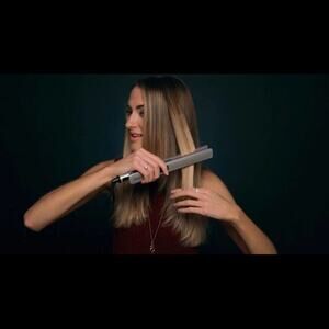 CALISTA MARIA MCCOOL FLATIRON‎